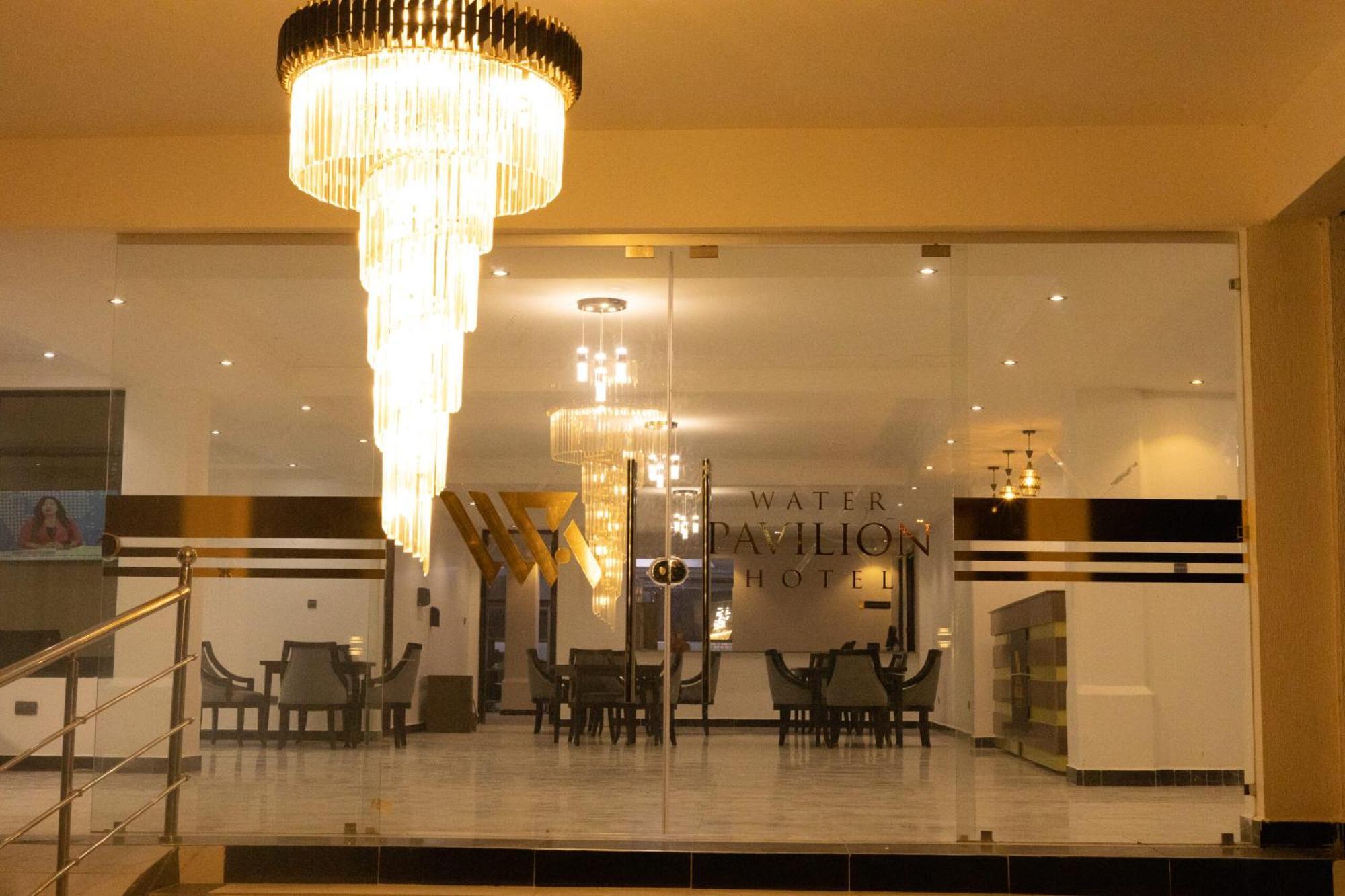 Water Pavilion Hotel Keroka Luaran gambar